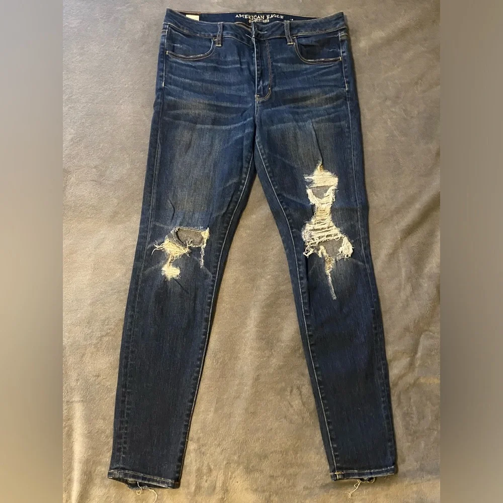 Preview - Picture 3 of 15